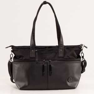 Lululemon Take Me With You Tote